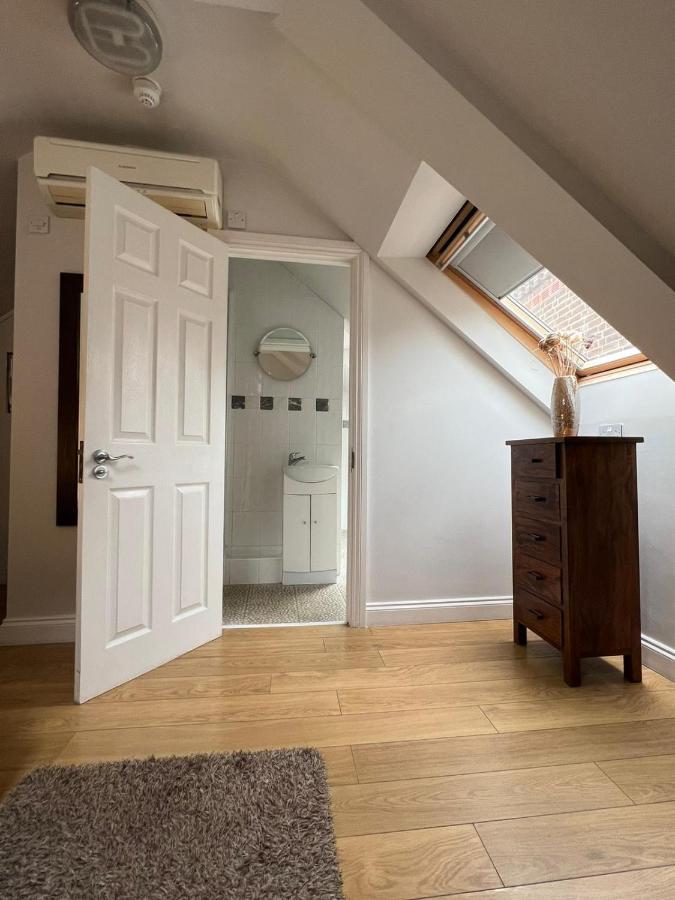 Leaside Hotel Luton  Zewnętrze zdjęcie