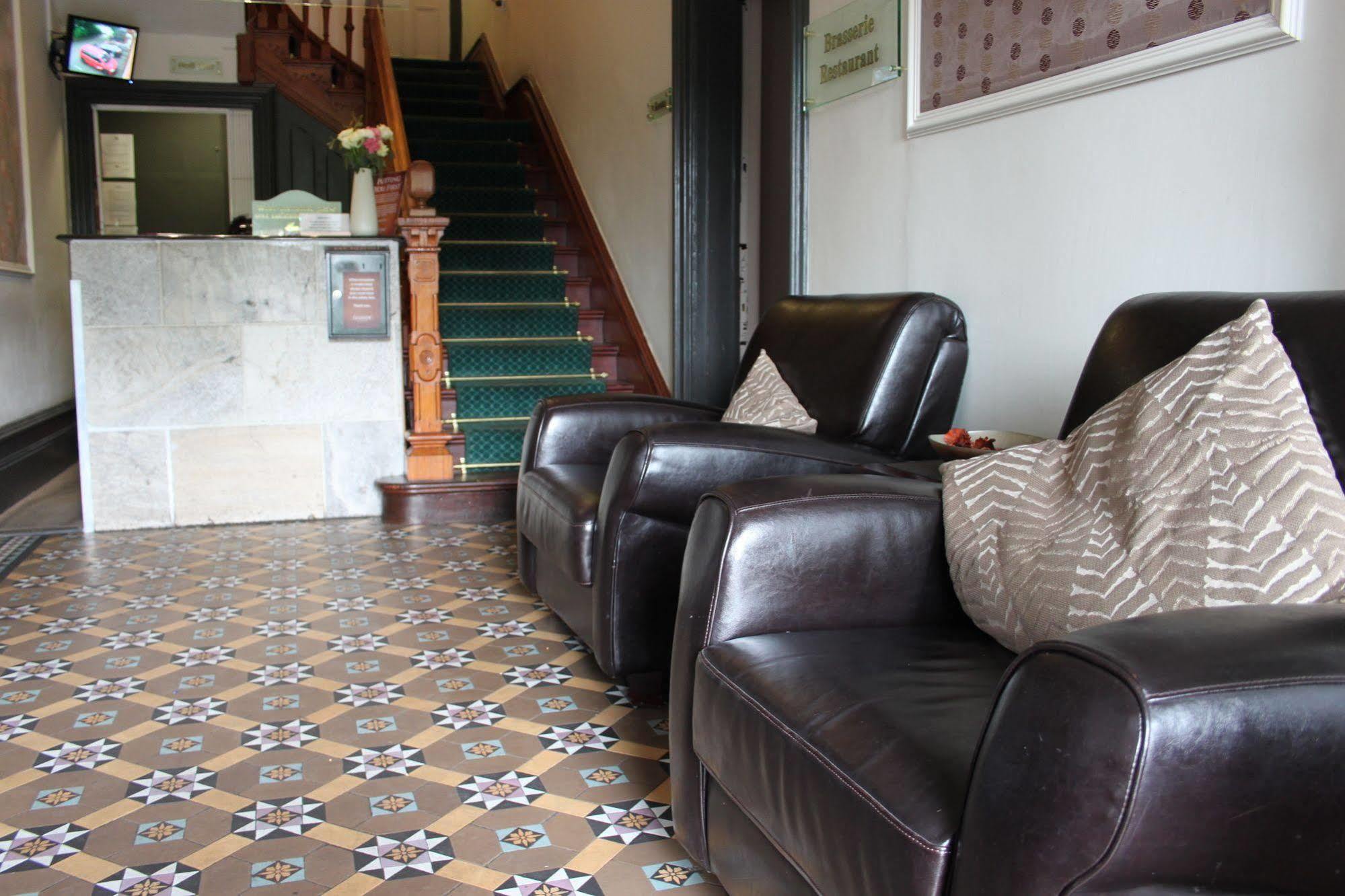 Leaside Hotel Luton  Zewnętrze zdjęcie