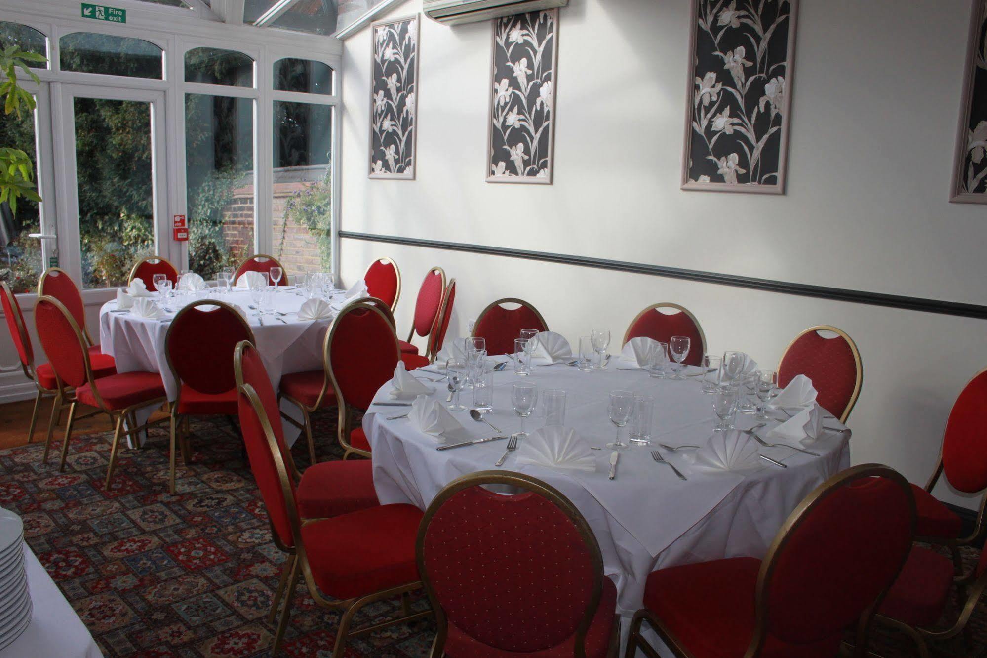 Leaside Hotel Luton  Zewnętrze zdjęcie
