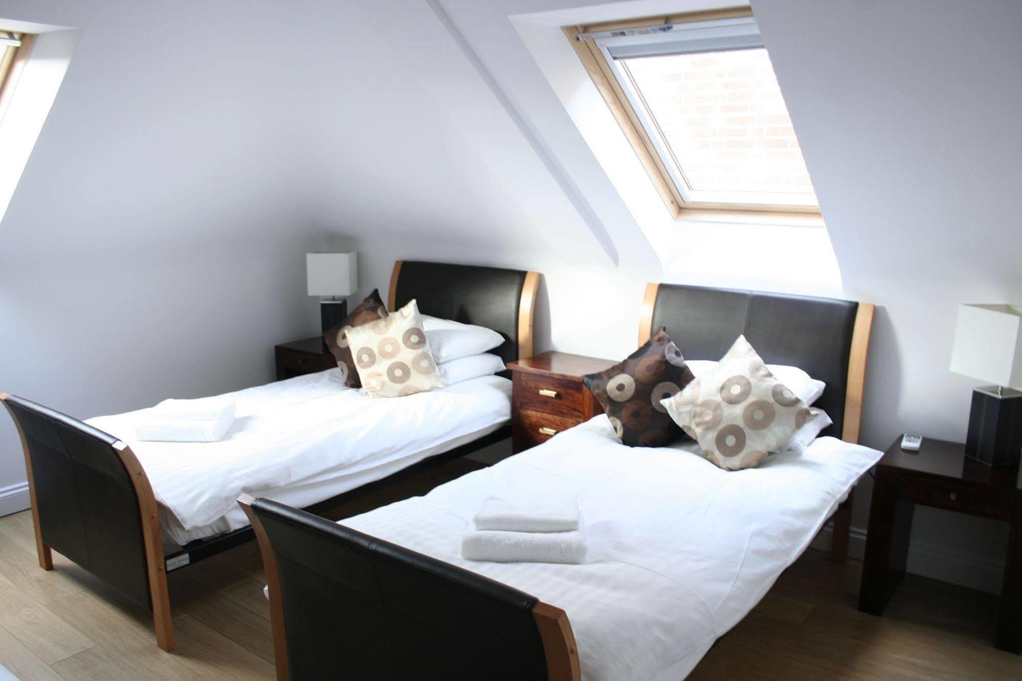 Leaside Hotel Luton  Zewnętrze zdjęcie