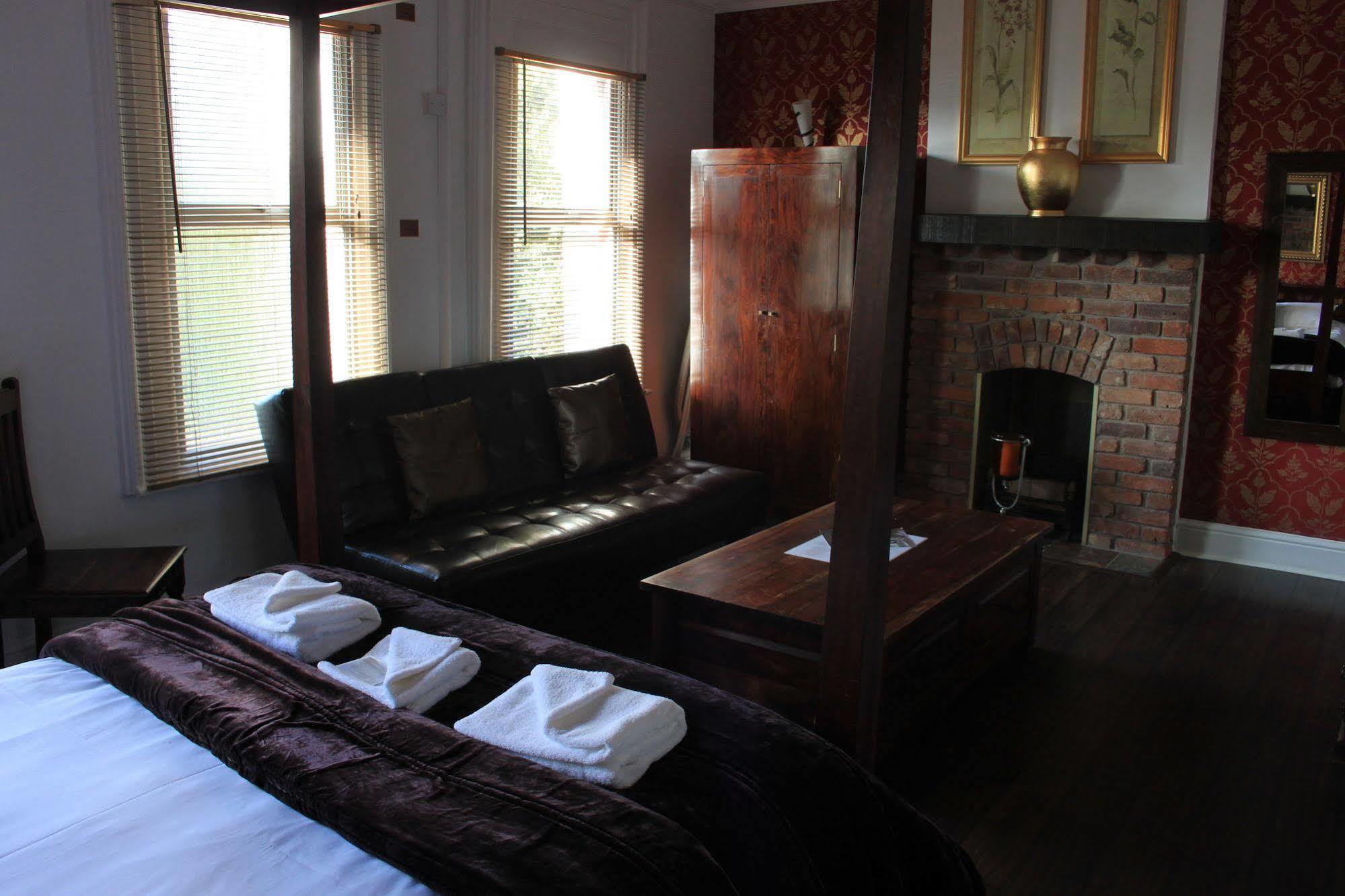 Leaside Hotel Luton  Zewnętrze zdjęcie